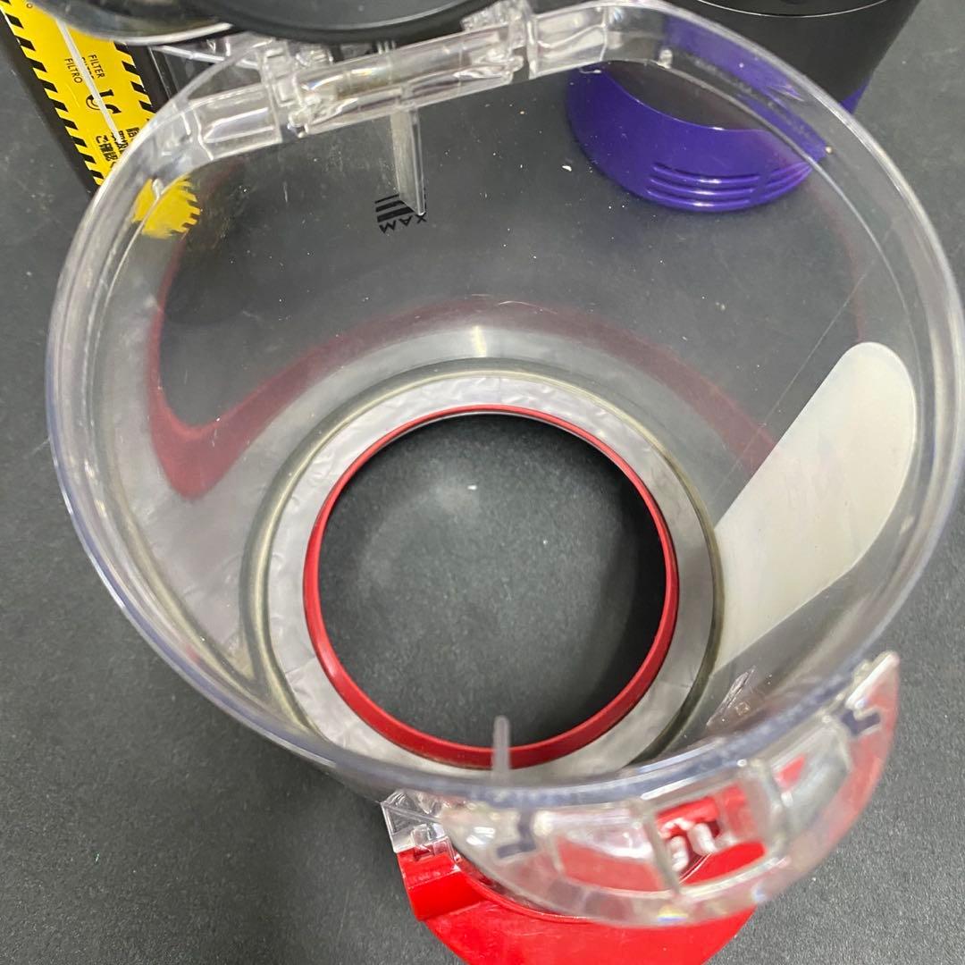 751 Dyson V10 fluffy 掃除機 サイクロンクリーナー