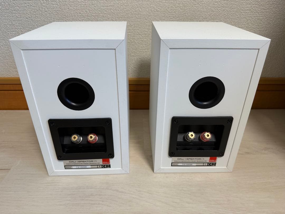 DALI ホワイト SPEKTOR 1 スペクター