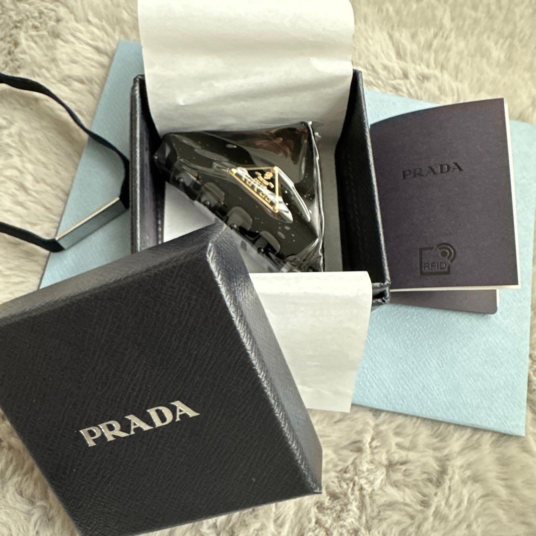 PRADA プレックス クロウクリップ