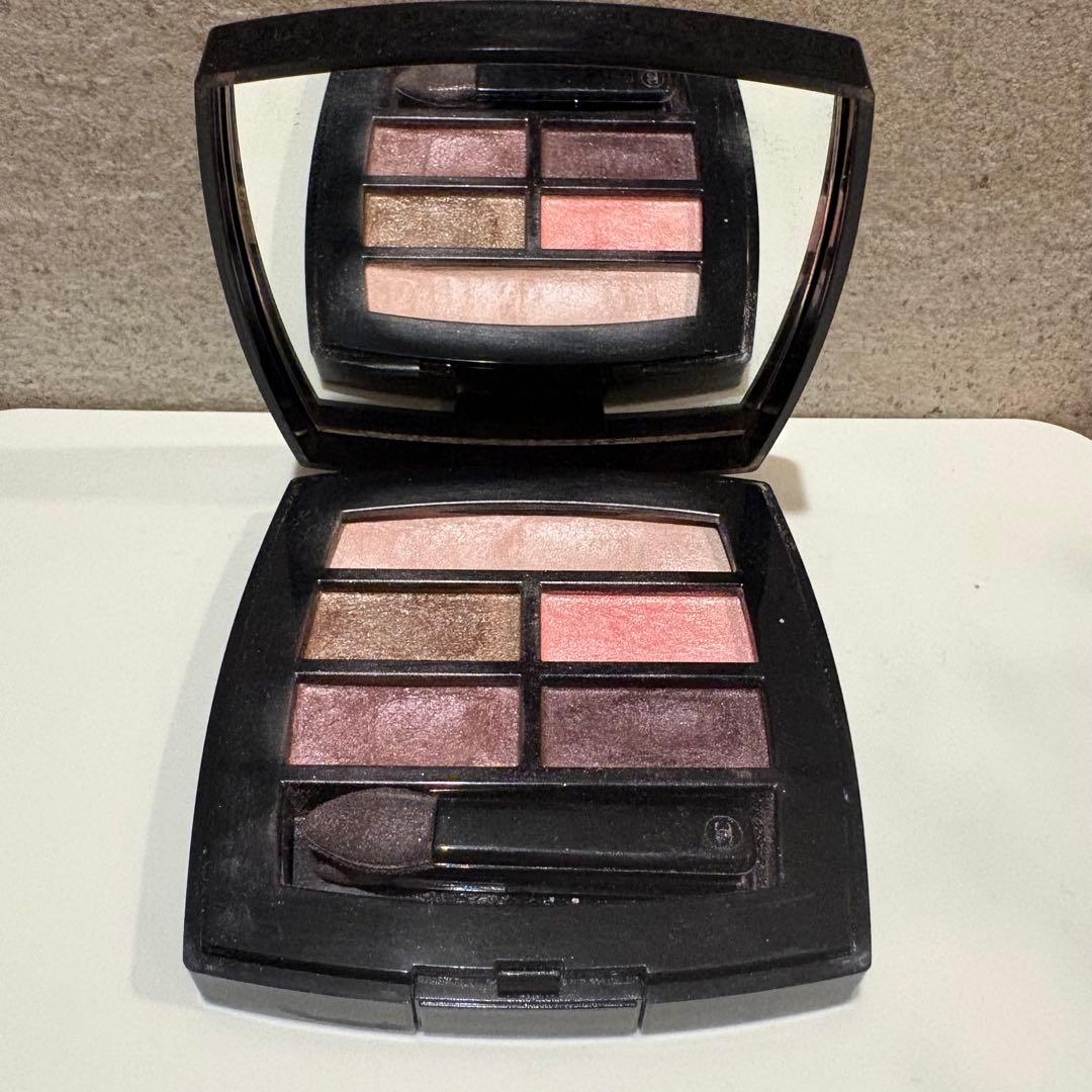 【廃盤　入手困難】シャネル　レベージュパレットルガール ライト