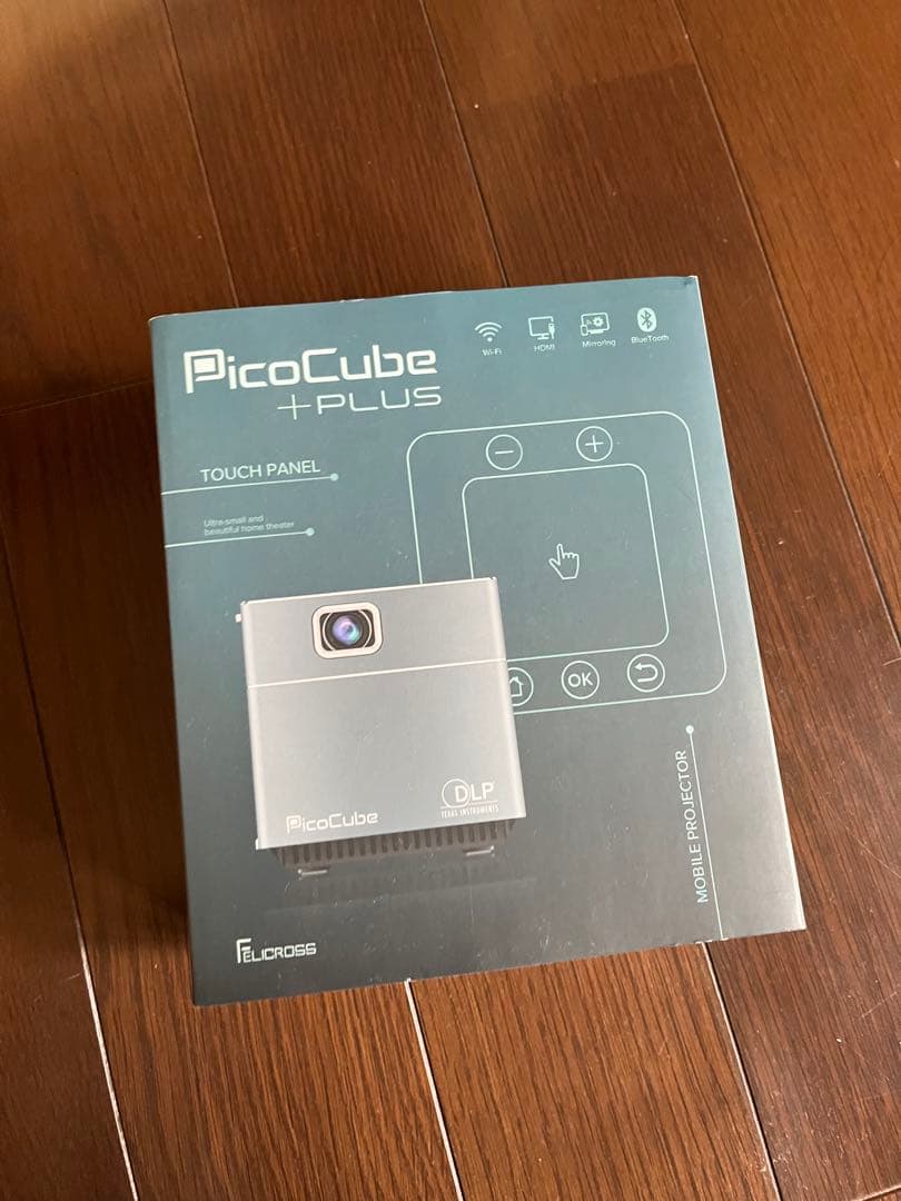 超小型モバイルプロジェクター PicoCube Plus
