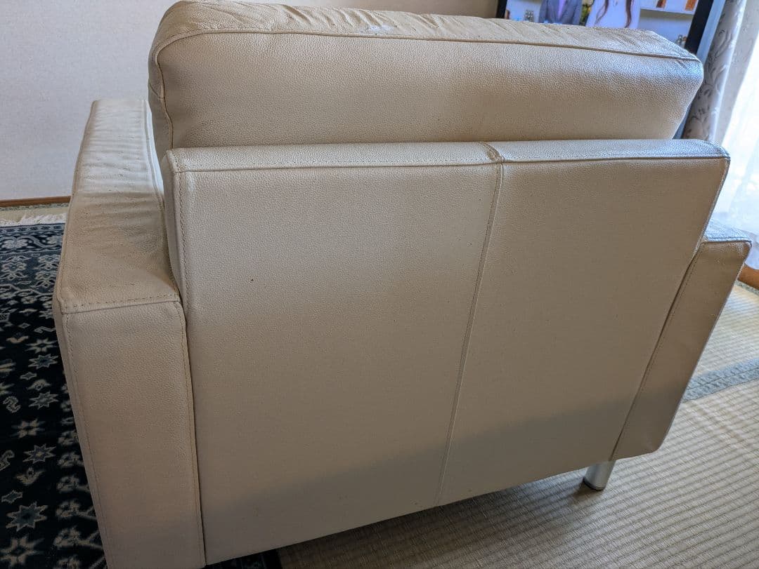 無印良品 アイボリー レザー 1人掛けソファ