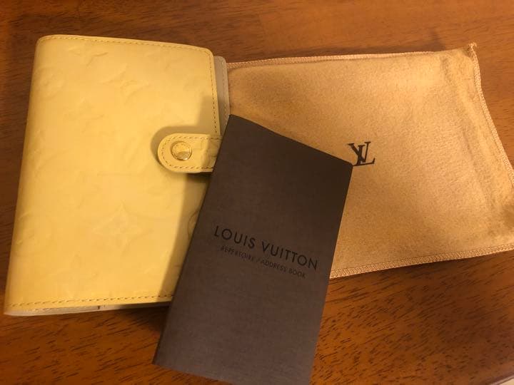 最終お値下げ！ルイヴィトン　ヴェルニ　手帳