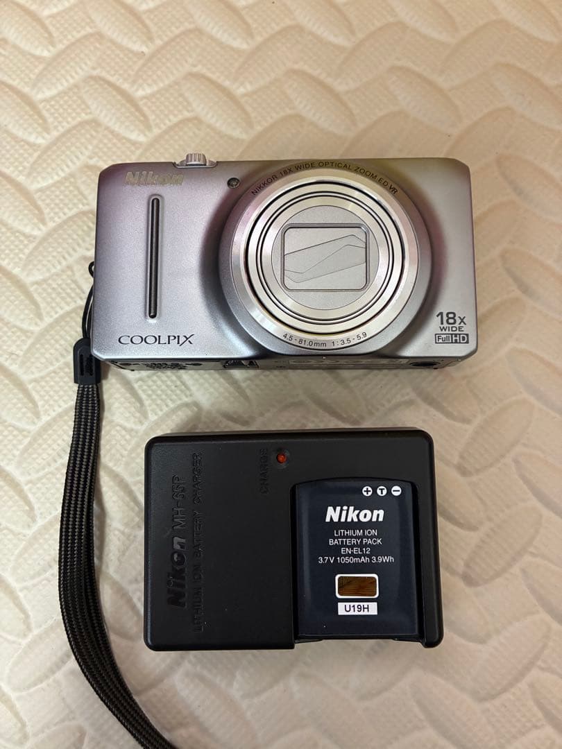 美品　nikon coolpix s9300 デジタルカメラ