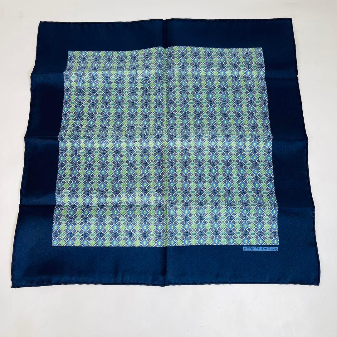 極美品 エルメス プチカレ スカーフ ポケットチーフ ネイビー ブルー