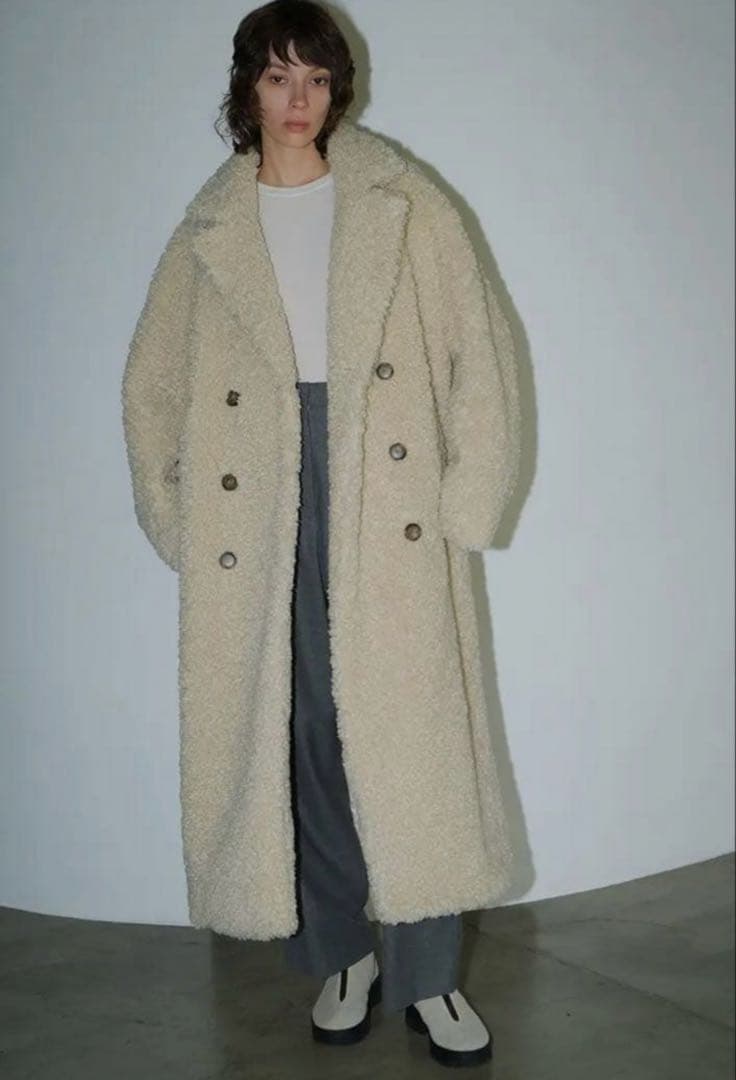 美品【CLANE／クラネ】ダブルロングボアコート