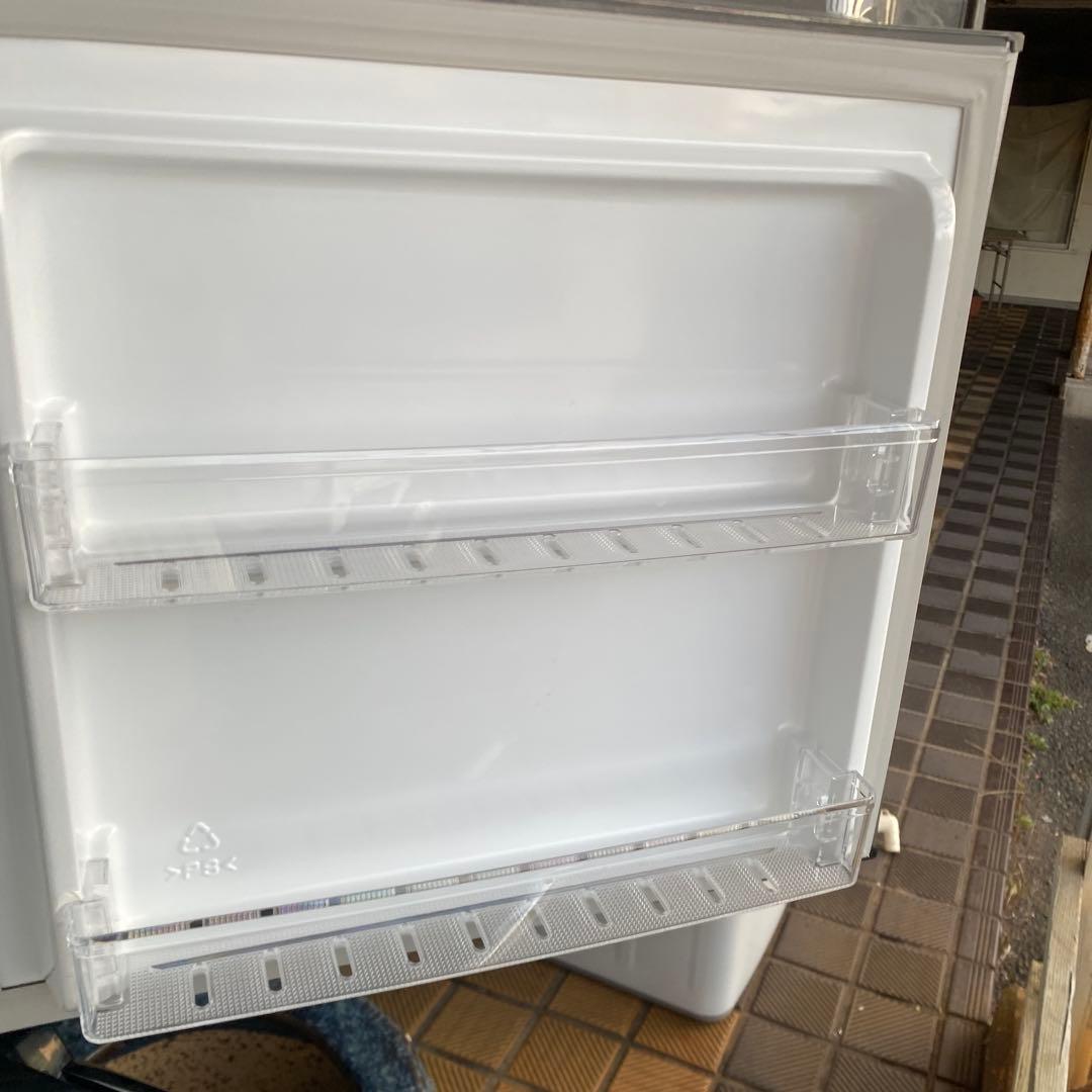 たのめる便から変更可能ハイセンス冷凍冷蔵庫227L　2021年製HR-B2302