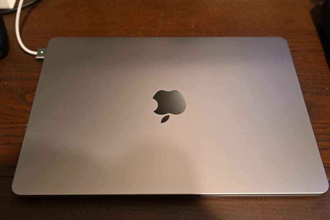 MacBook Air M2 16GB/256GB 13.6 美品