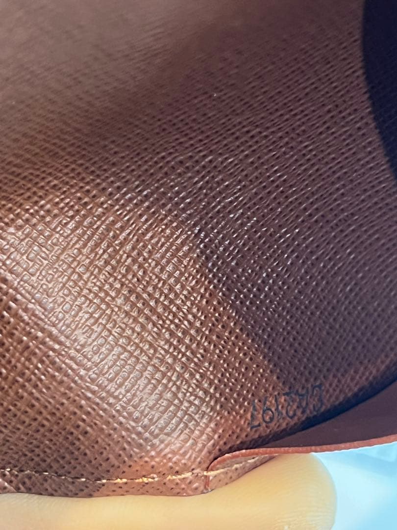 ちぃ様！【ほぼ新品】LOUIS VUITTONモノグラム 名刺入れ　M63801