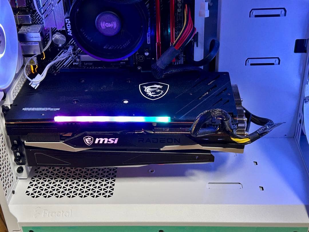 RADEON RX6800 16GB GDDR6 グラフィックボード(箱無し)