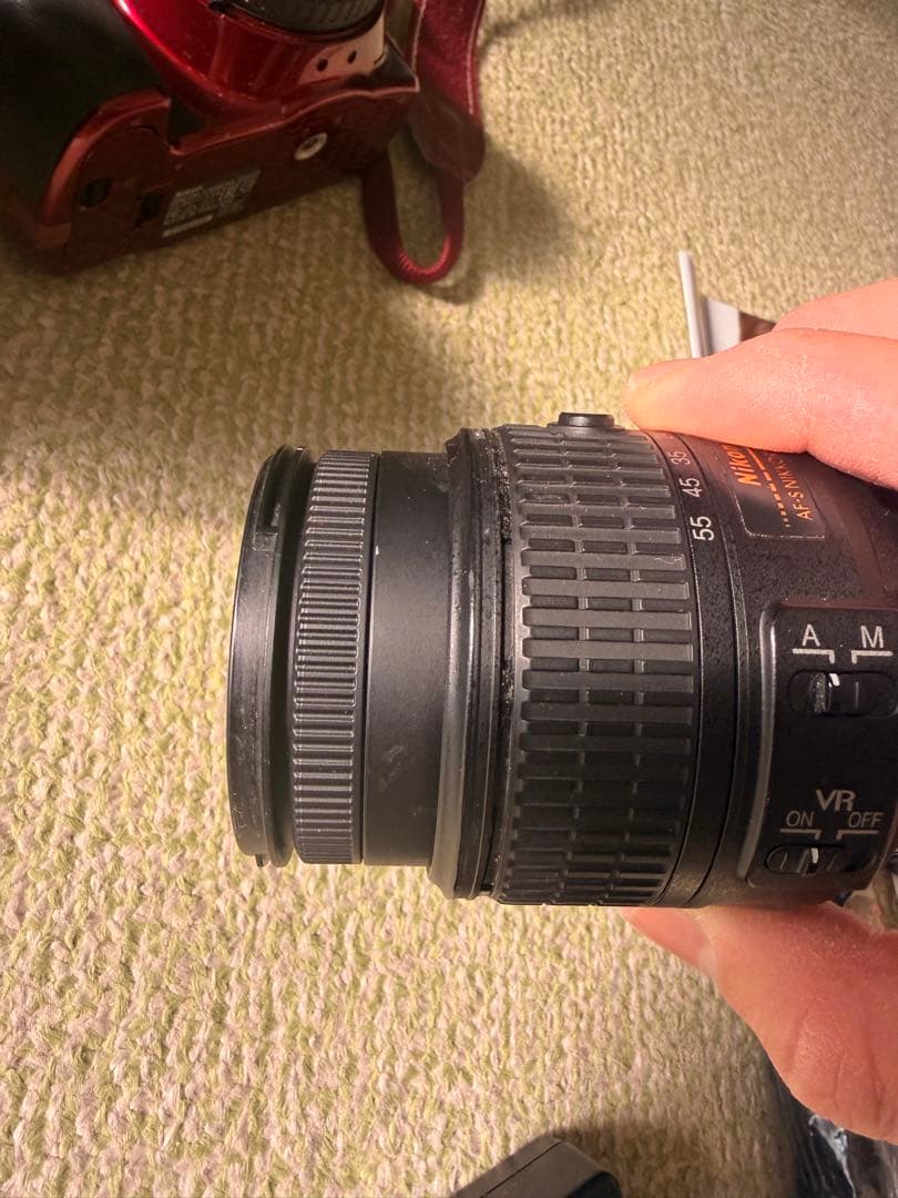 Nikon D3300 デジタル一眼レフセット　単焦点レンズ　ストロボ付き