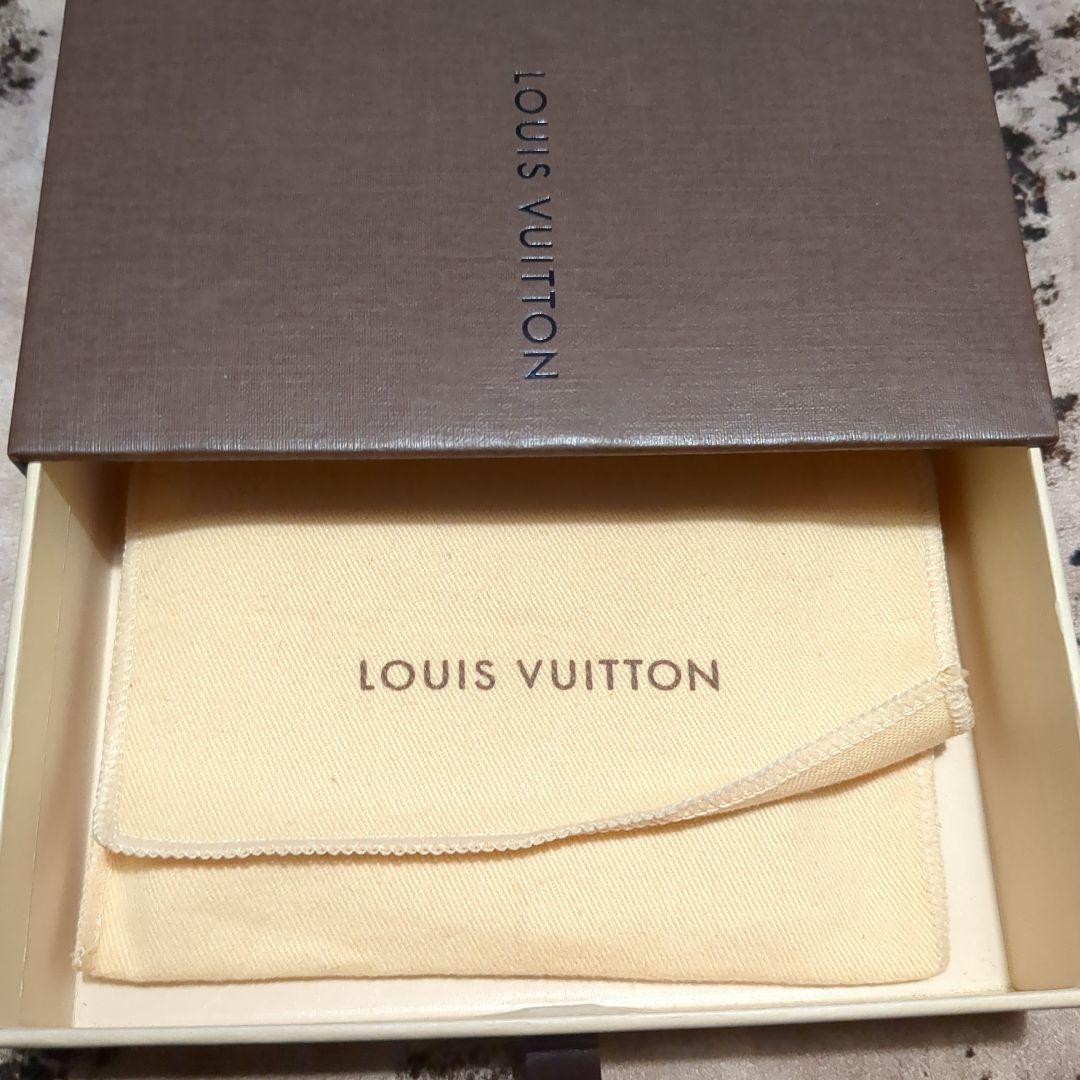 LOUIS VUITTON 名刺入れ ミラー仕上げ