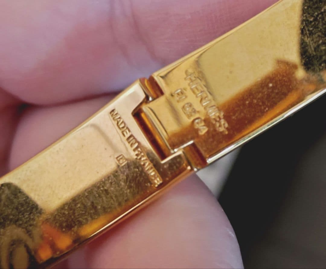 HERMES　クリックバングル　赤