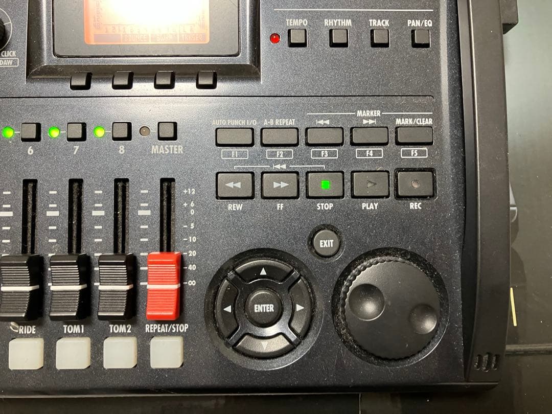 【美品】ZOOM R8 ★32GB SDカード付 / MTR・IF