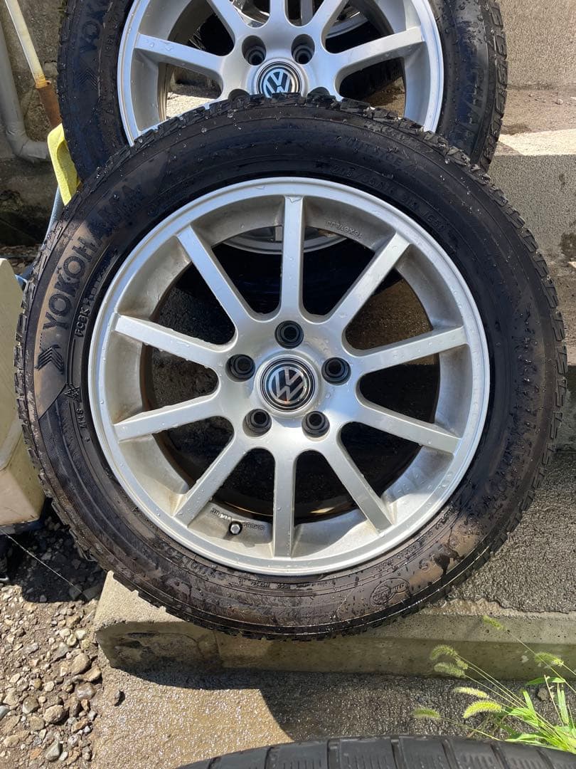 値下げ中‼️Volkswagen 16インチアルミ　 Yokohamaタイヤ付き