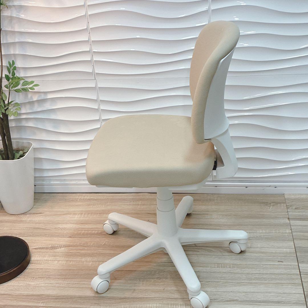 はすみん様3点セット　ゲーミングチェア変更　TV追加