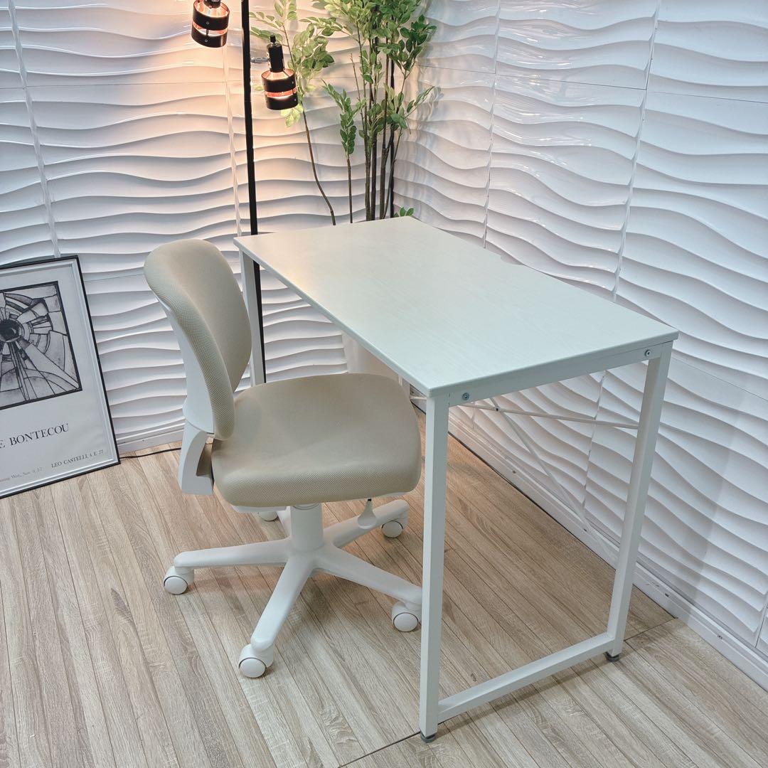 はすみん様3点セット　ゲーミングチェア変更　TV追加