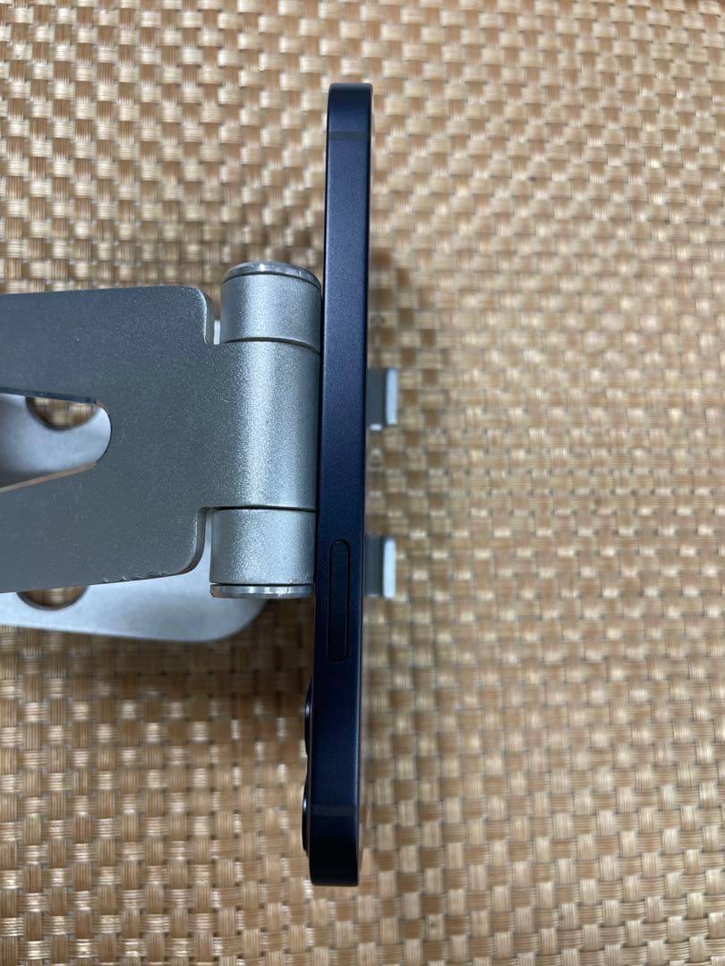 iPhone 12 mini 64 GB ブラックSIMフリー【2970】