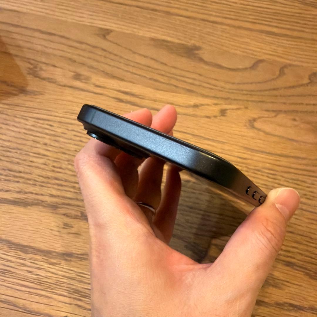 【美品】Apple iPhone 16 ブラック 256GB SIMフリー