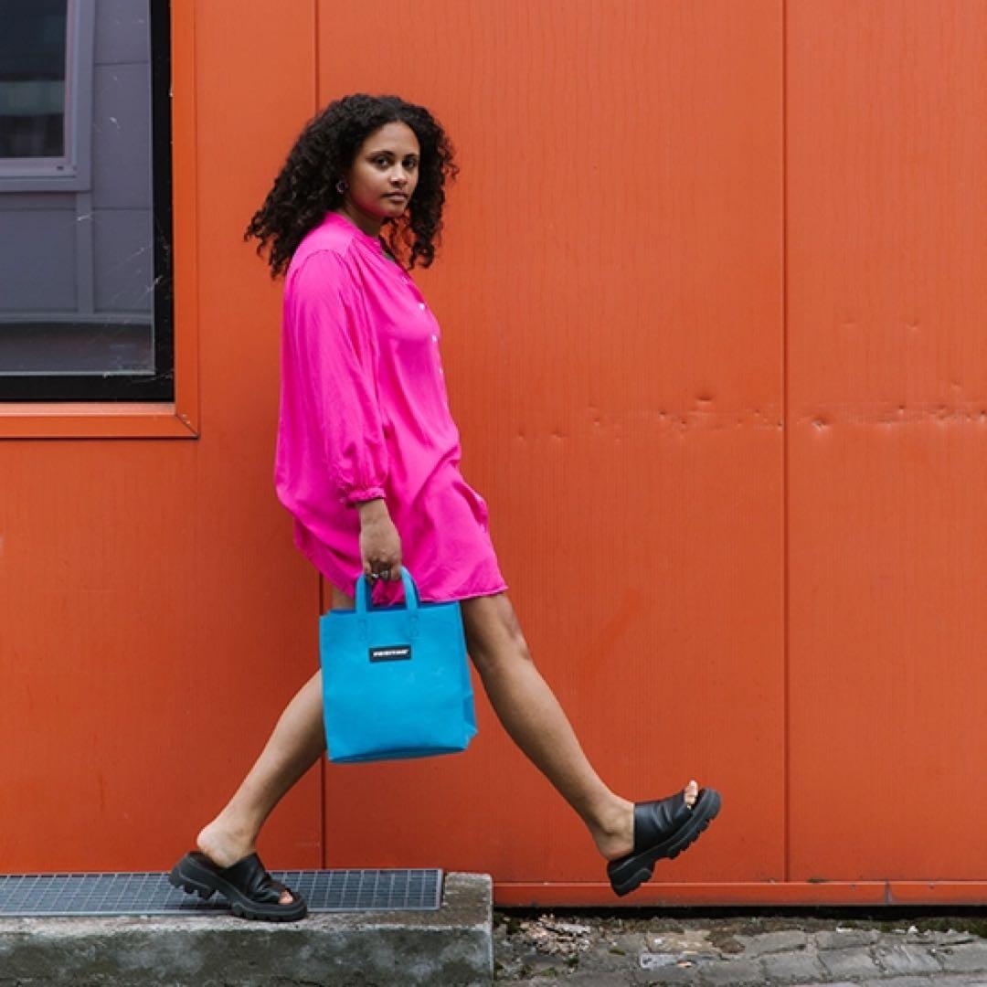 レア物 FREITAG F250 SONNY ショッピングバッグ 黒 ネイビー