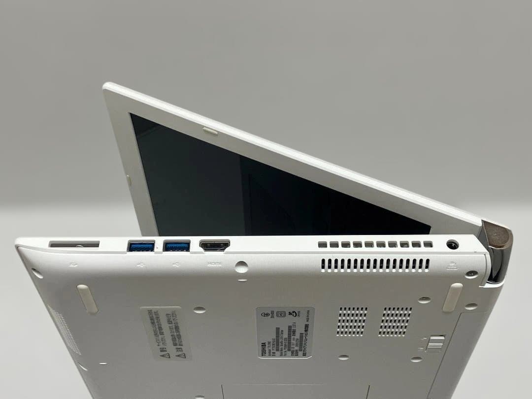 dynabookノートパソコン Core i7/12GB/新品SSD/Win11