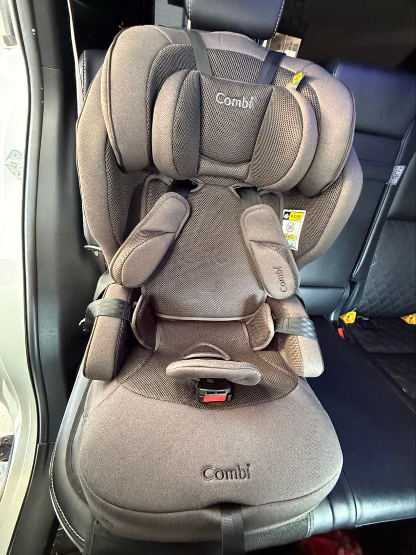 Combi コンビ　ジョイトリップ　アドバンス　プラス　ブラウン