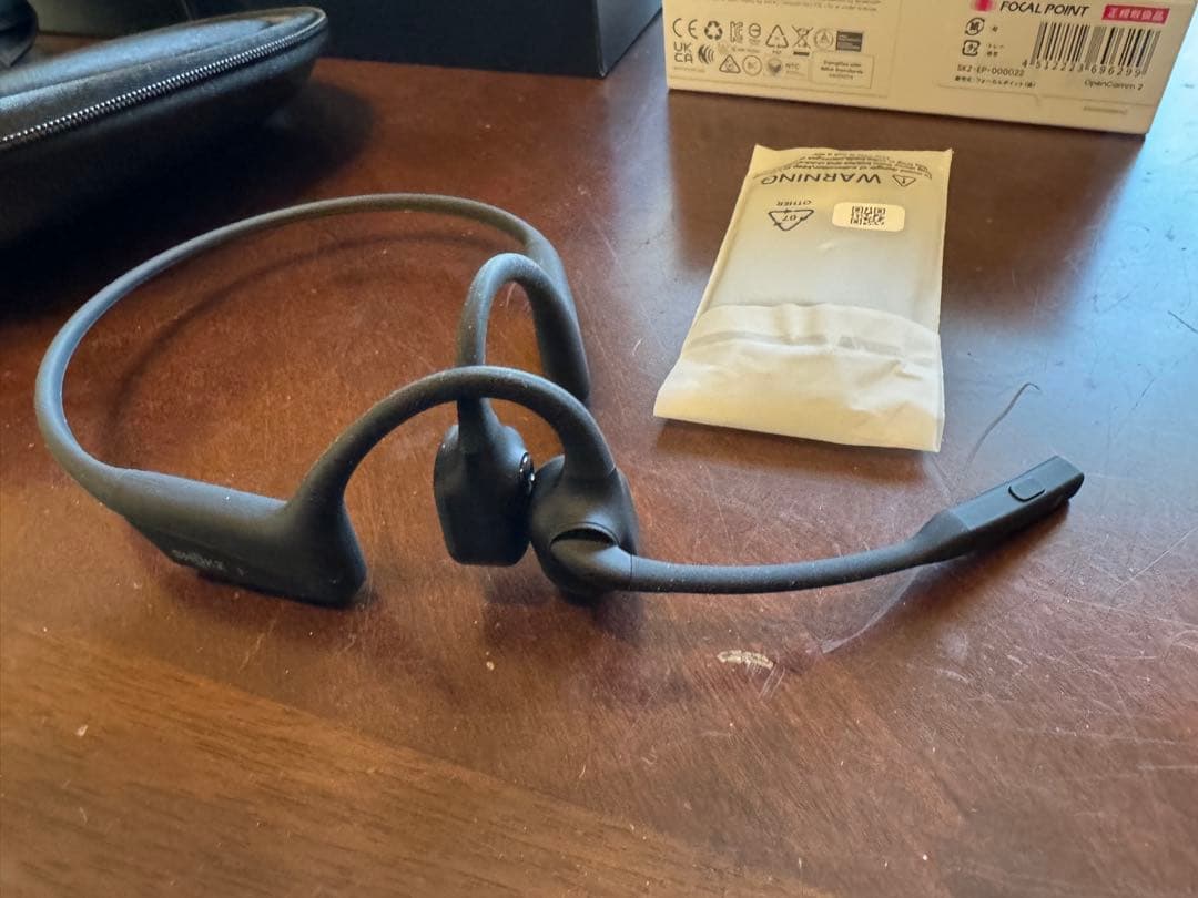 SHOKZ OPENCOMM 2 骨伝導イヤホン