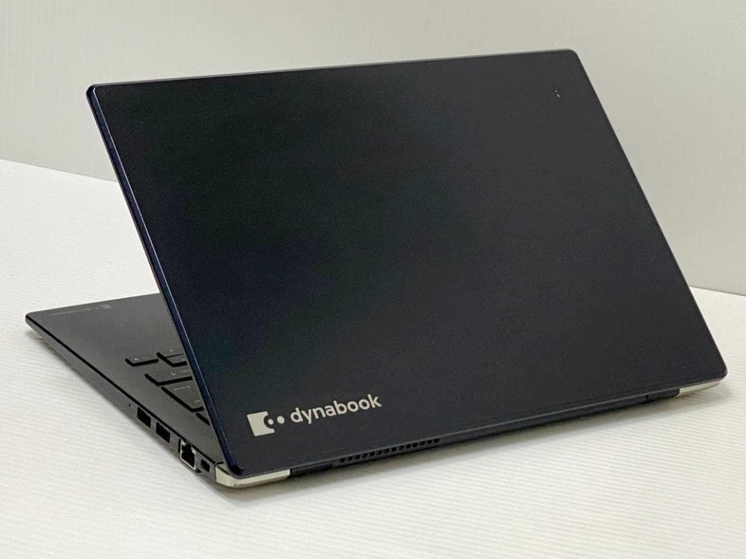 第10世代Core i7 dynabook G83/FR 16G SSD256G