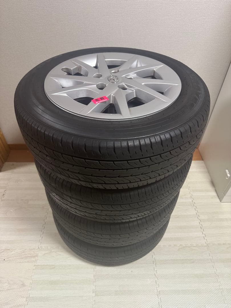 プリウスα　純正タイヤホイール　205/60R16 4本セット