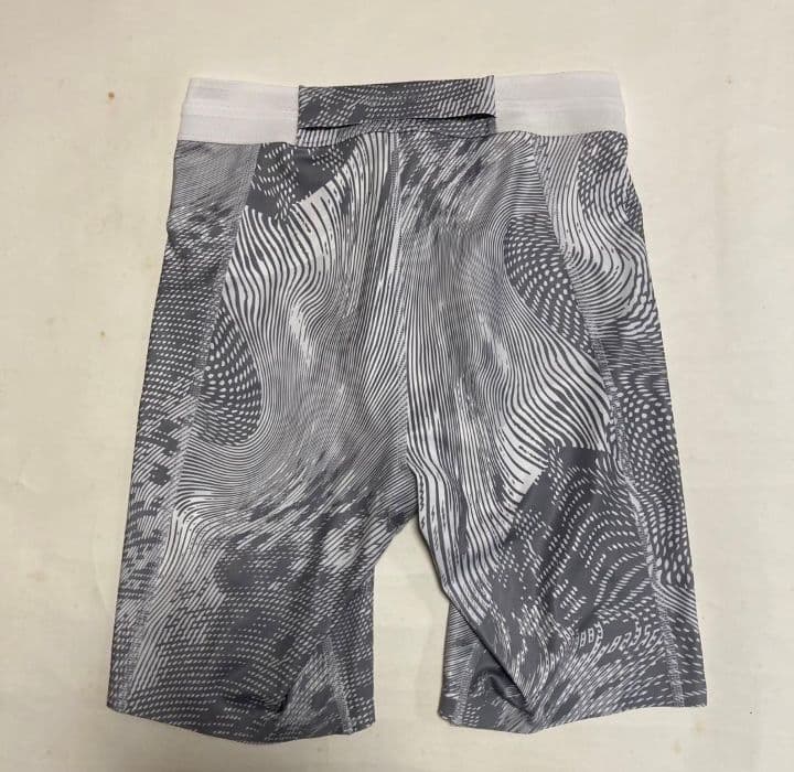 TME × ADIZERO　アディダス　ランニング