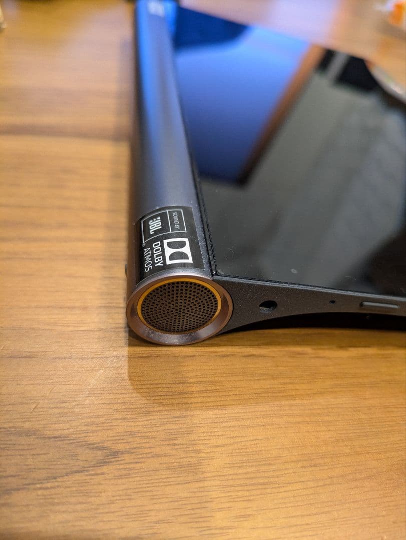 lenovo smart tab 10.1インチ　 LTE対応　JBLスピーカー