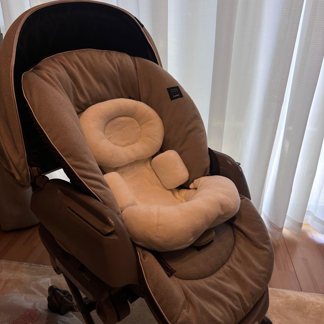 【デーブル新品未開封】Combi ネムリラ AUTO SWING BEDi EG