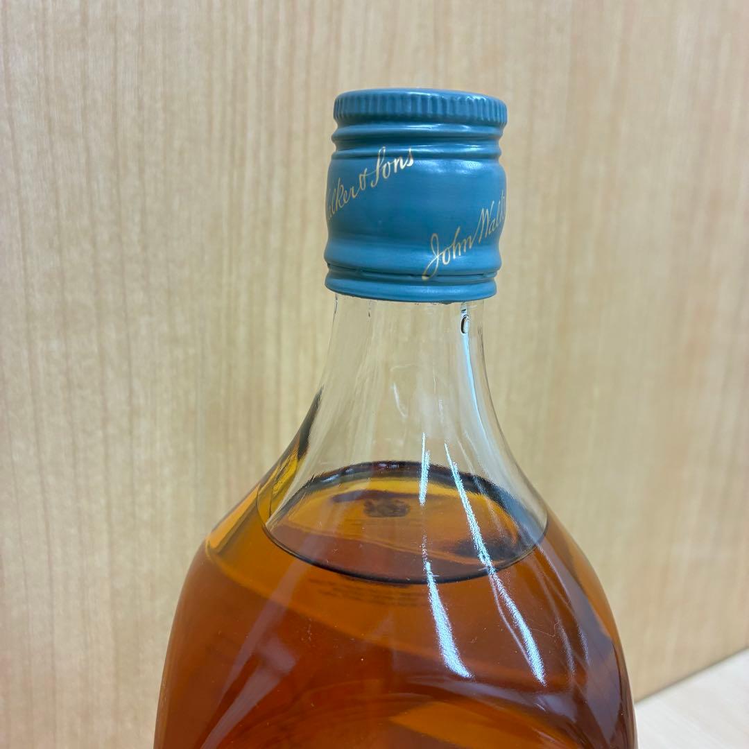 □山崎NV100周年記念・ジョニーウォーカーなどウイスキー3本セット