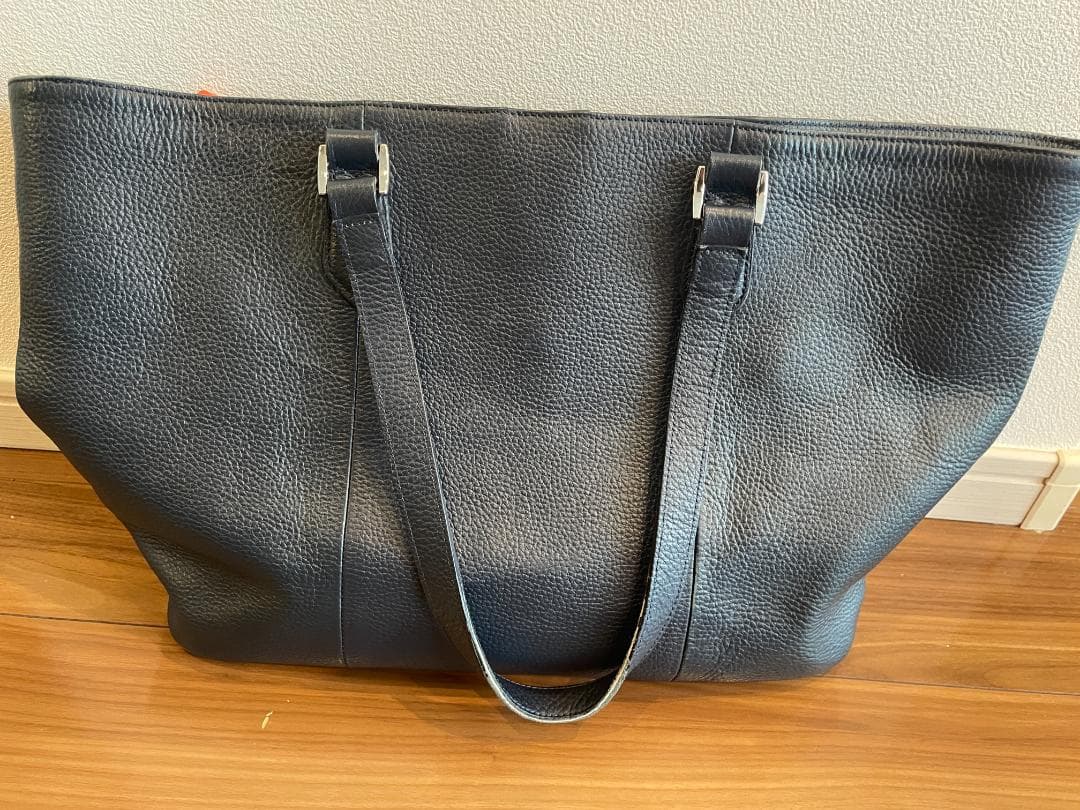 本日限定値下げ！PELL MORBIDA　ペッレモルビタ　トートバッグ