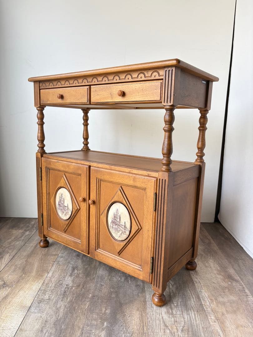 カリモク　アンティーク調　サイドボード　ヴィンテージ　カントリー　ラバートリー