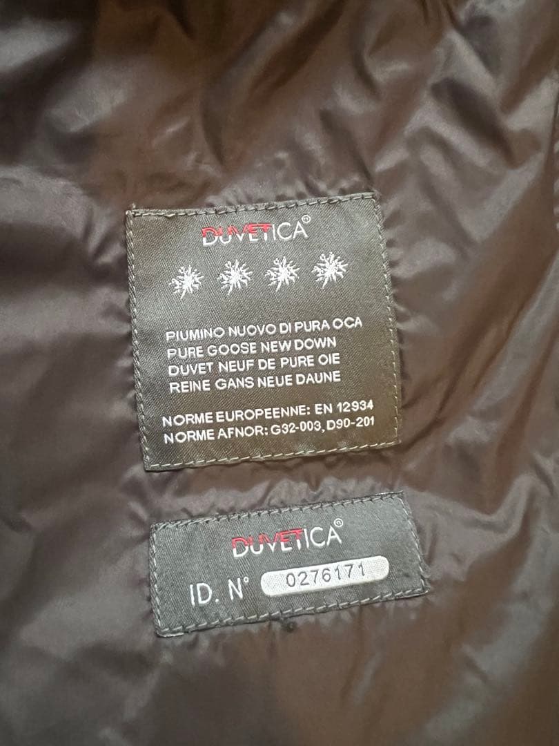 美品DUVETICA（デュベティカ）POLLUCE ブラックダウンジャケット50