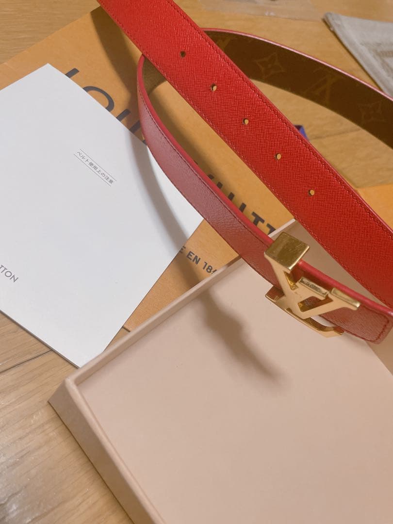 ルイヴィトン　ベルト・LV イニシャル 30MM リバーシブル75