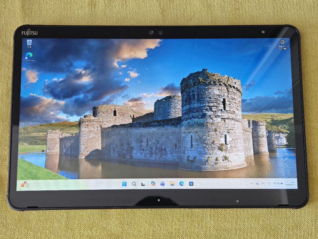 富士通 LIFEBOOK Q7311/FB（2022年モデル）i5 / 8GB