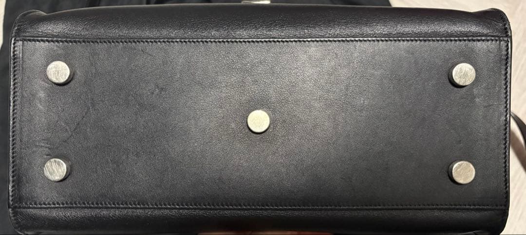 SAINT LAURENT サンローラン ベイビーカバス 黒 ブラック