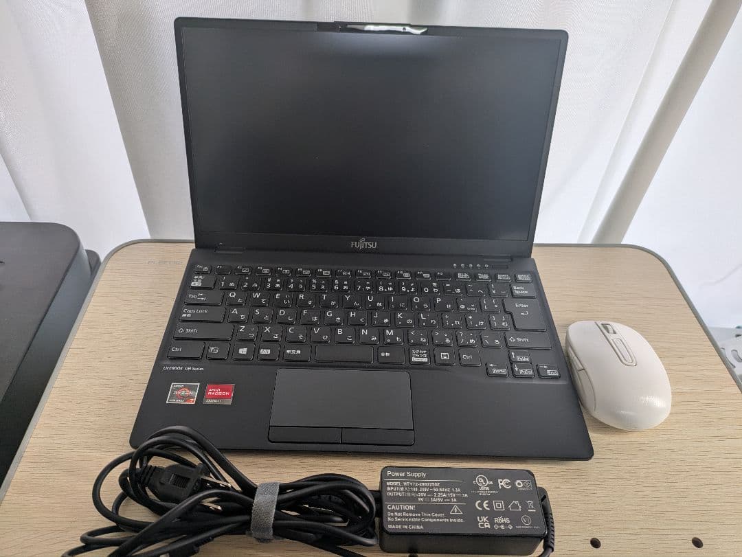 美品軽量 LIFEBOOK RYZEN 5700U SSD512GB Win11