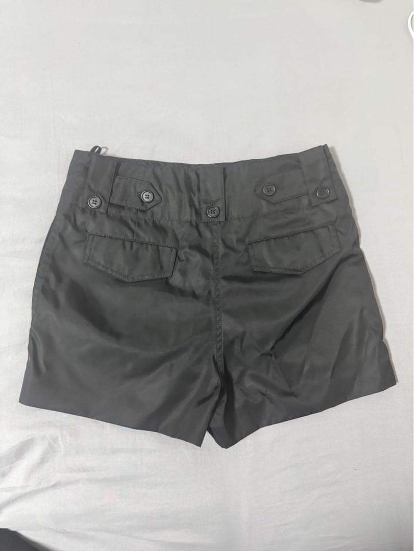 新品未使用品 PRADA Re-Nylon ショートパンツ 38サイズ