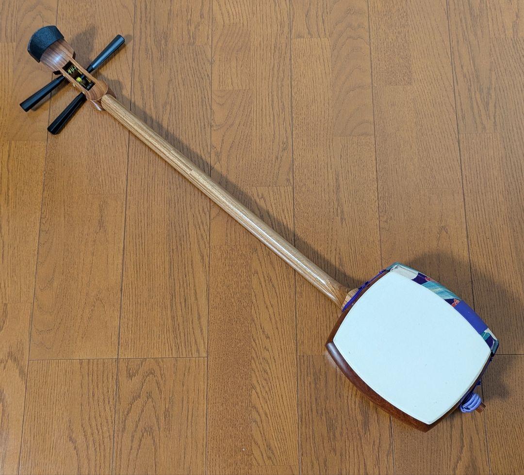 三味線 中棹 花梨 和楽器 弦楽器 ソフトケース付き 高級
