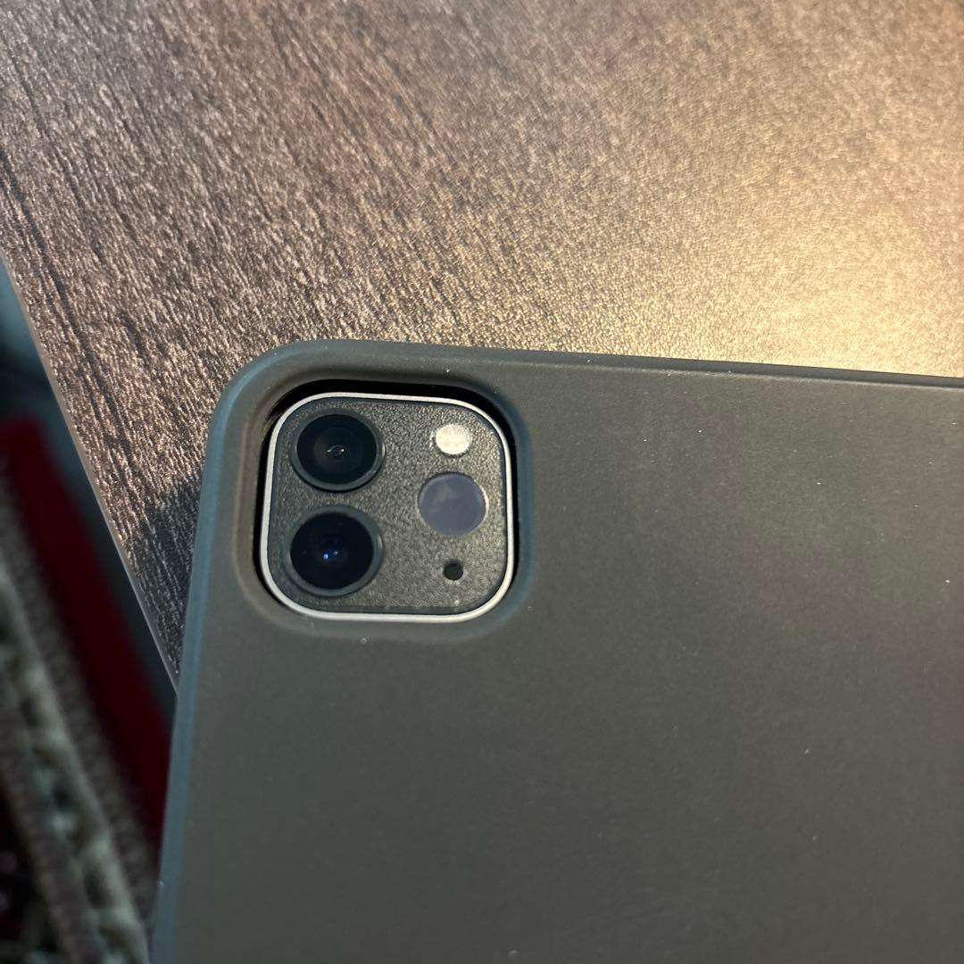 【美品】iPad Pro 12.9(M1)第5世代 1TB+純正キーボード