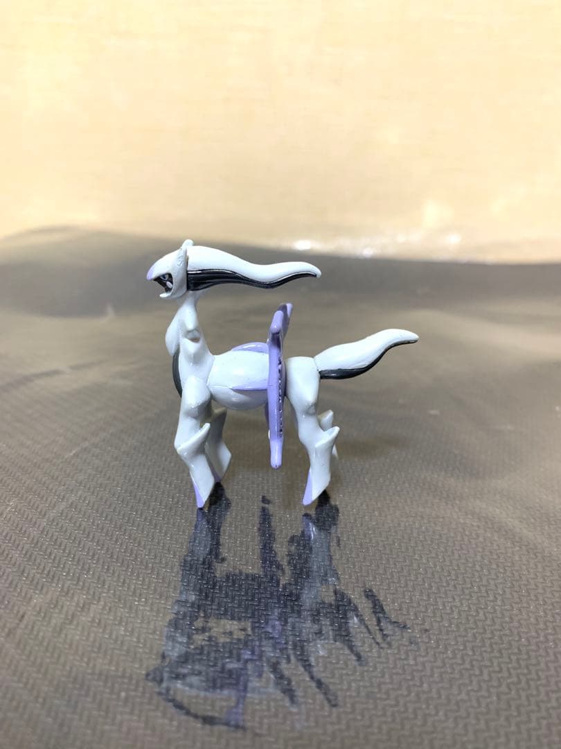 【激レア】モンコレ アルセウス こおり ゴースト ひこう　　TOMY フィギュア