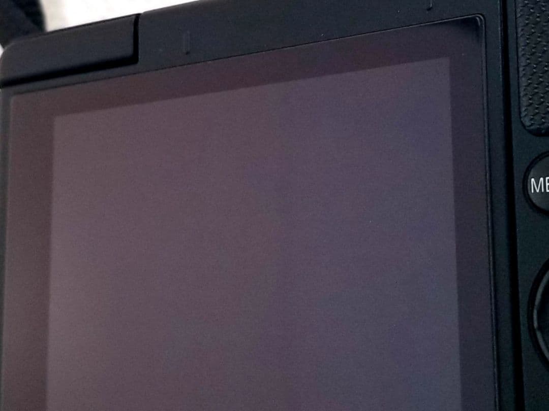 【美品】Canon キャノン EOS M100 ブラック ダブルレンズキット