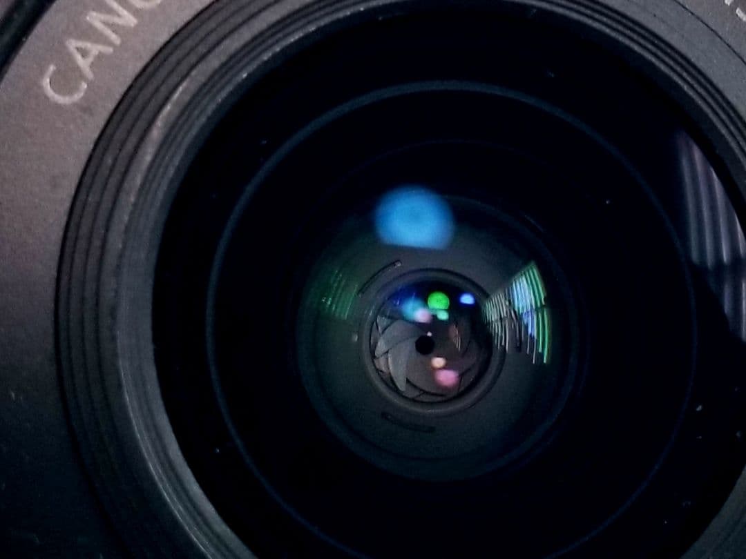 【美品】Canon キャノン EOS M100 ブラック ダブルレンズキット