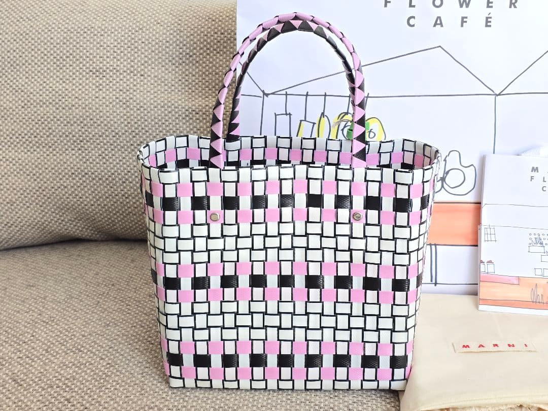 【新品/未使用】MARNI MARKET かごバッグ 保存袋とミニ紙袋付き