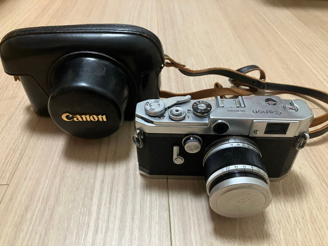 Canon 35mmフォーカルプレーンシャッター式距離計連動カメラ ケース付き