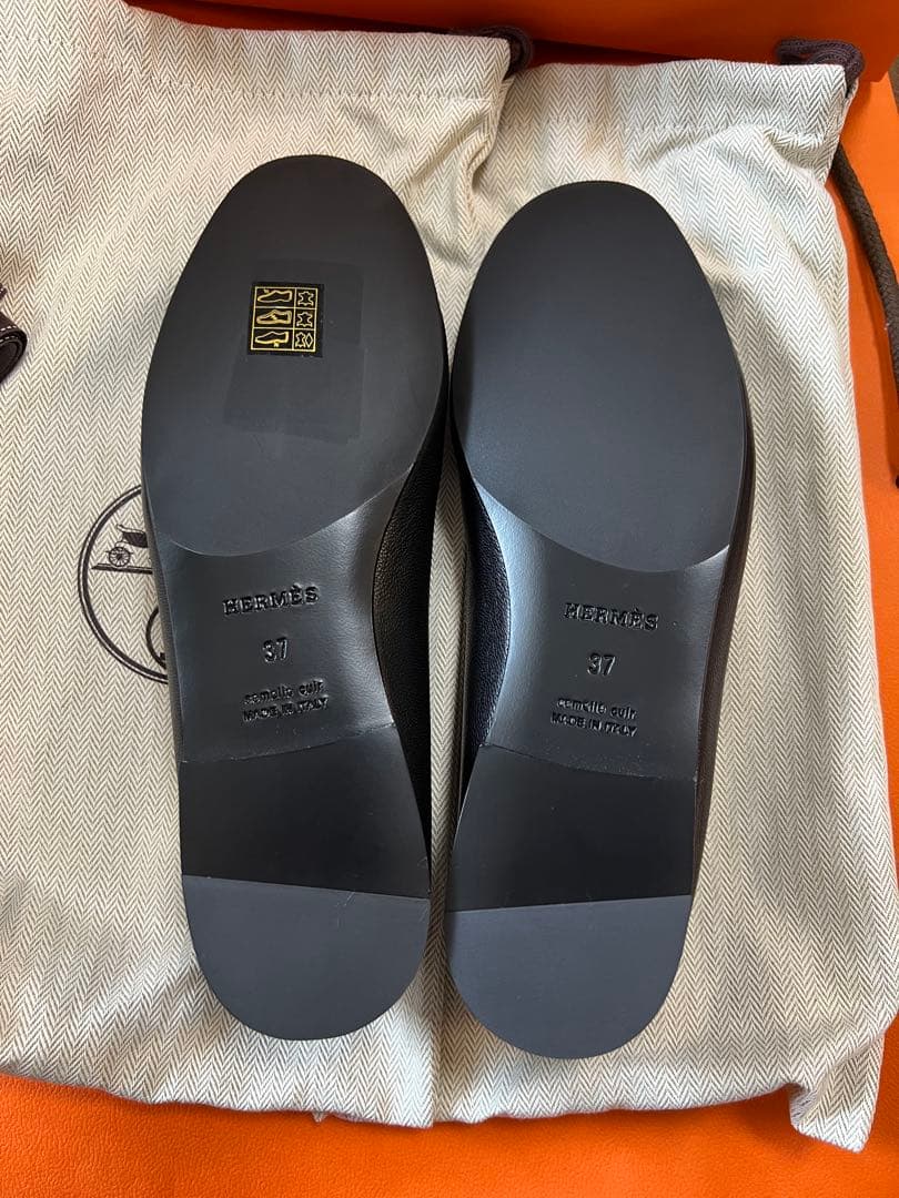 HERMES モカシン 《ジュリア》 《流行に左右されないデザイン》　サイズ37