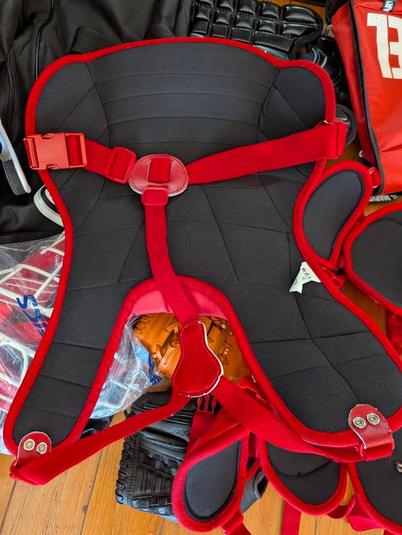 キャッチャー防具セット 赤 セット　ソフトボール